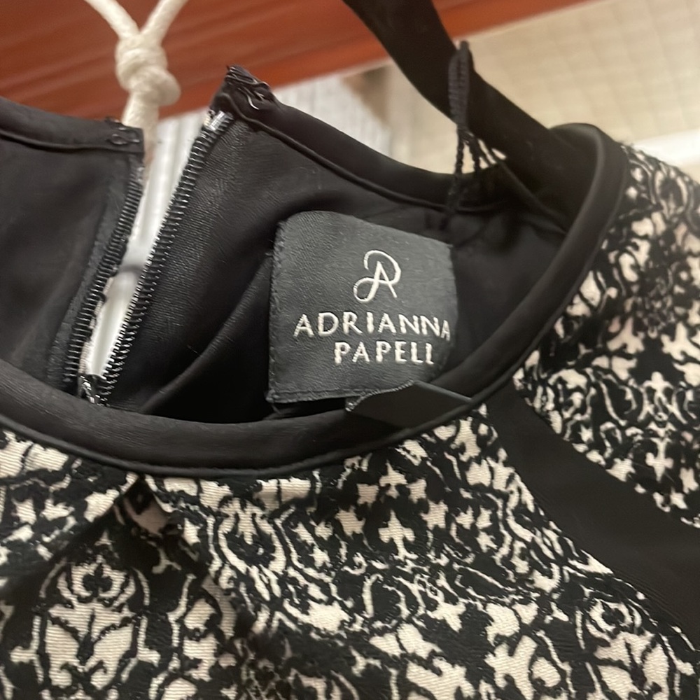 Dress never worn - Picture 3 of 4